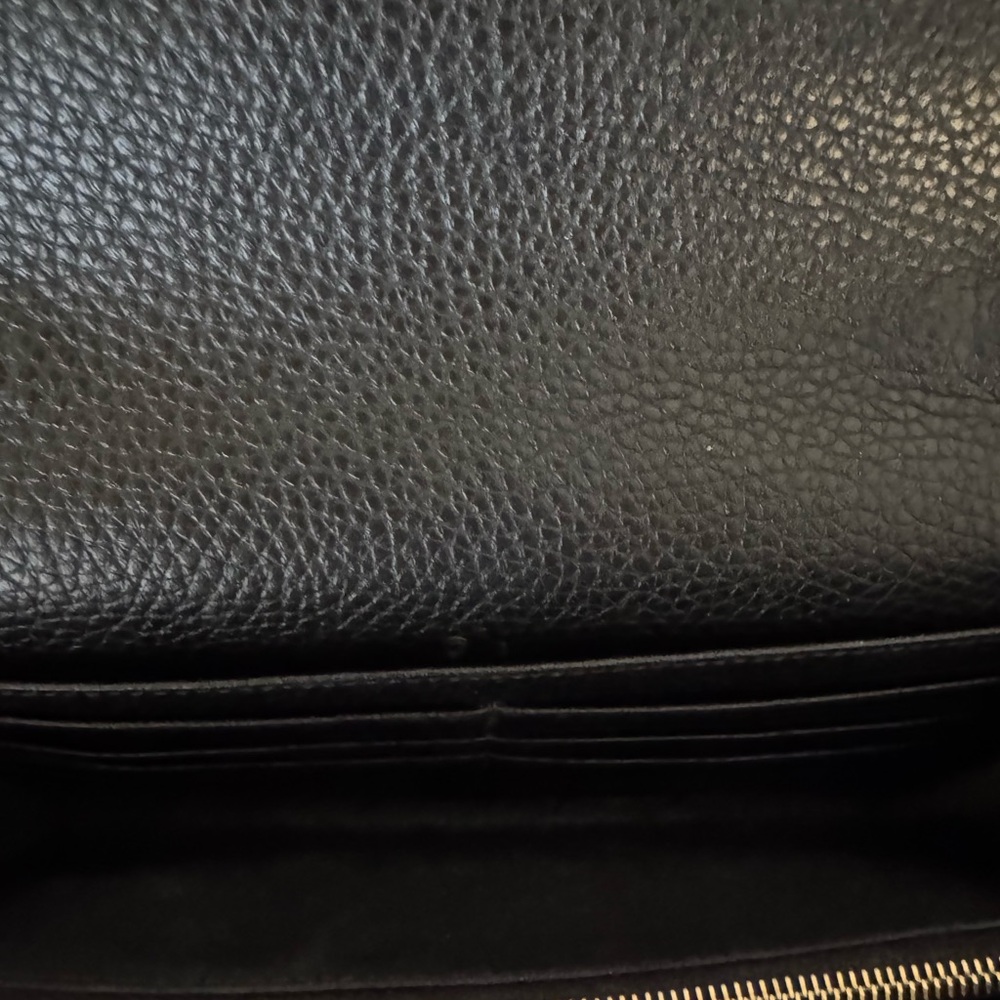 Gucci Soho Black Pebbled Calfskin Clutch Wallet on Chain. - Picture 3 of 4